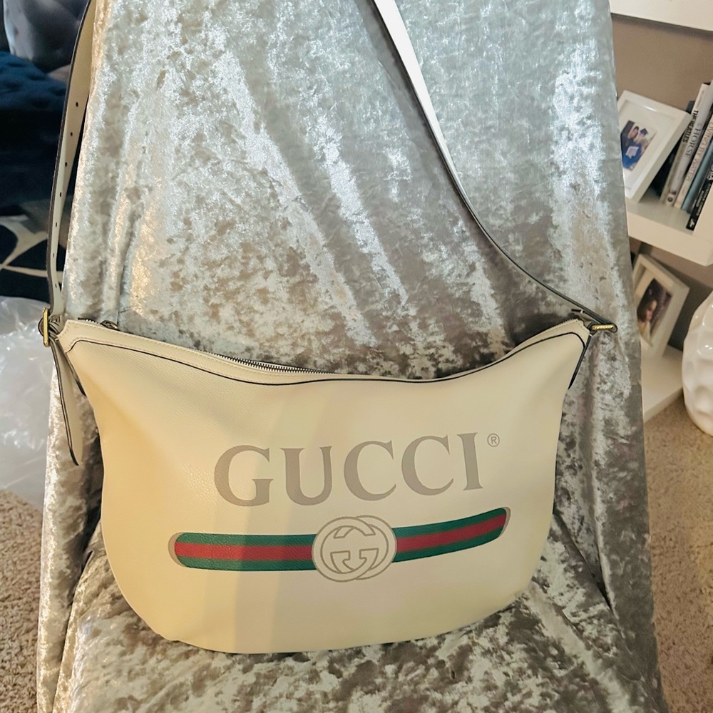 COPY - Gucci logo hobo larger ivory crossbody purse